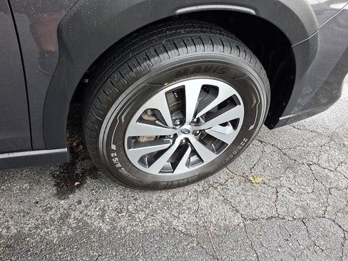 Certified 2025 Subaru Outback Premium AWD/4WD image 12