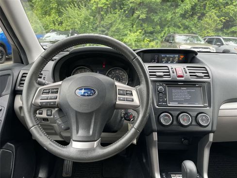Used 2015 Subaru Forester 2.5i Limited AWD/4WD image 19