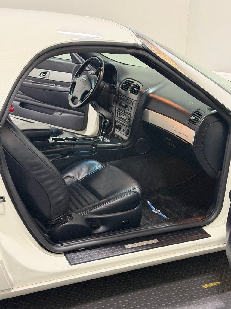 Used 2003 Ford Thunderbird RWD image 9