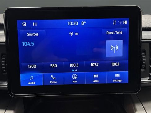 Used 2023 Ford Explorer XLT AWD/4WD image 19