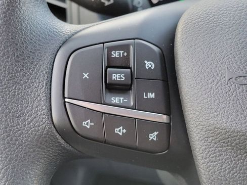 Used 2022 Ford E-Transit Medium Roof w/ Interior Upgrade Package image 26