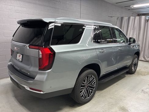 New 2026 GMC Yukon Elevation image 2