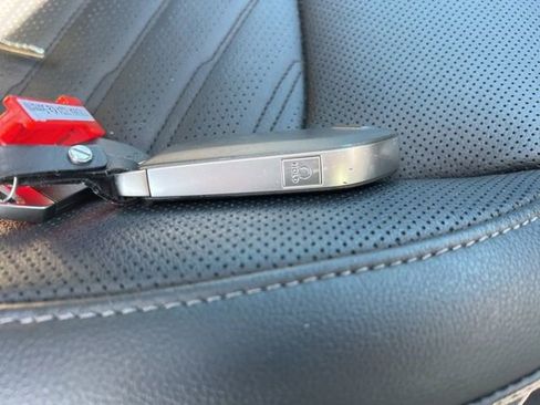 Certified 2024 Kia Sorento SX Prestige AWD/4WD image 48