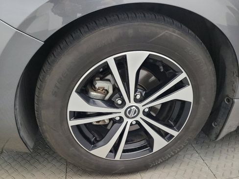 Used 2020 Nissan Sentra SV FWD image 31