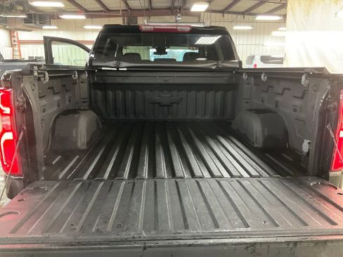 Certified 2022 Chevrolet Silverado 1500 RST image 23