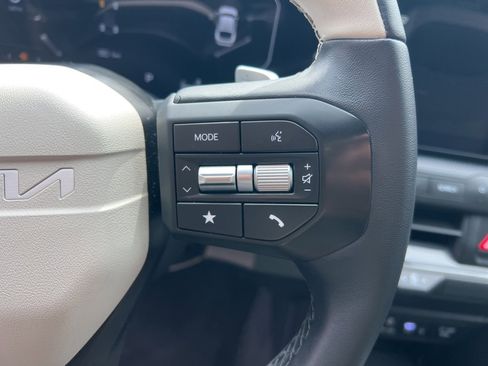 Certified 2025 Kia K4 GT-Line w/ GT-Line Premium Package image 17