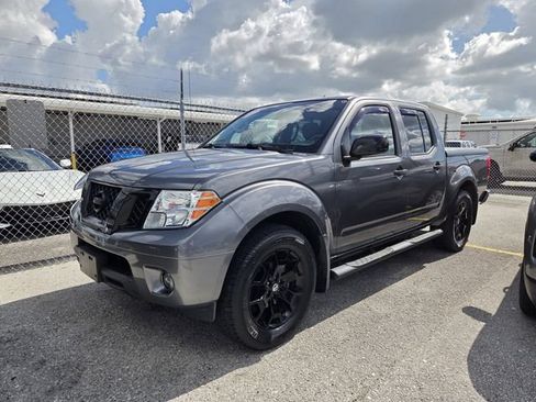 Used 2019 Nissan Frontier SV w/ Value Truck Package RWD image 2