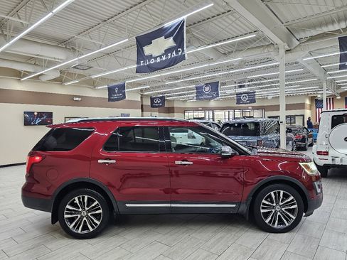 Used 2016 Ford Explorer Platinum image 6