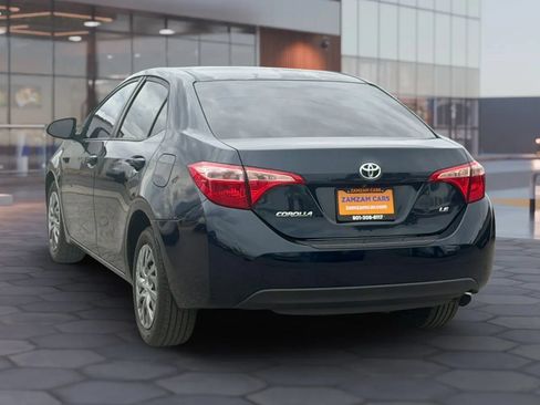 Used 2018 Toyota Corolla LE w/ Carpet Mat Package (TMS) FWD image 8