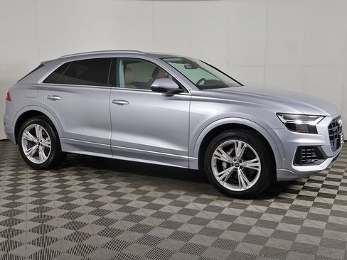 Used 2022 Audi Q8 Premium AWD/4WD image 15