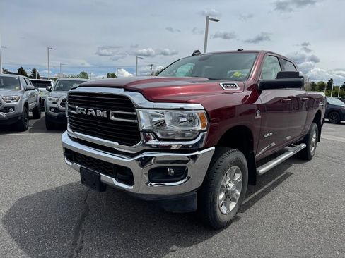 Used 2020 RAM 2500 Big Horn w/ Level 1 Equipment Group AWD/4WD image 2