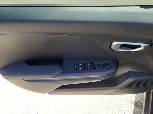 New 2026 Kia K4 FWD image 18