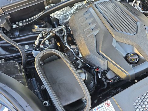 Used 2022 Porsche Macan image 23