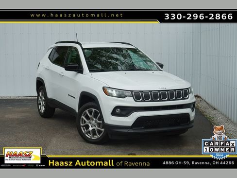 Used 2022 Jeep Compass Latitude AWD/4WD image 1