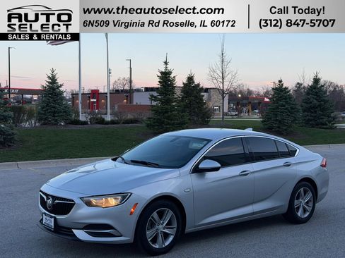 Used 2018 Buick Regal Preferred image 1