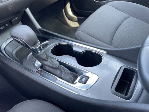 Used 2023 Chevrolet Malibu LT image 21