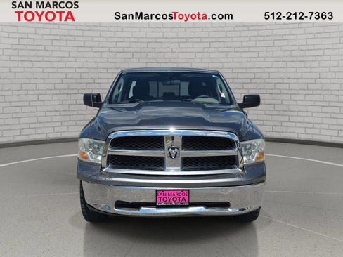 Used 2012 RAM 1500 Classic SLT RWD image 2
