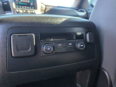 Used 2018 Chevrolet Tahoe LS image 30