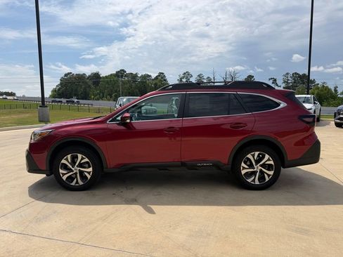 Used 2021 Subaru Outback Limited AWD/4WD image 2