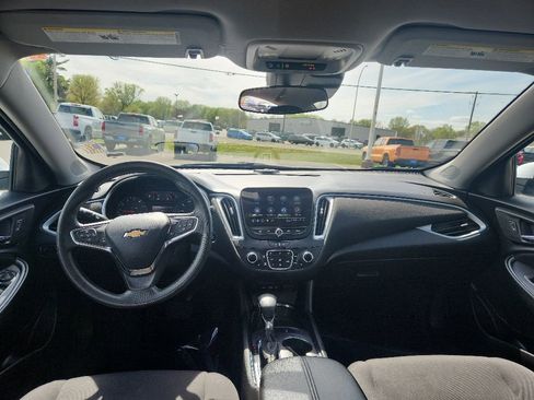 Used 2024 Chevrolet Malibu LT FWD image 14