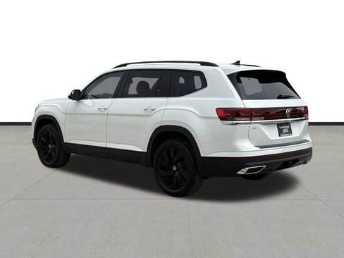New 2026 Volkswagen Atlas SE FWD image 7