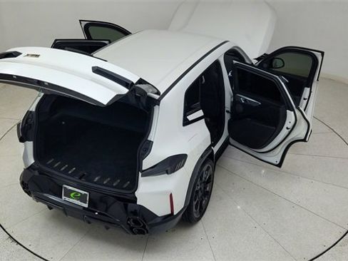 Used 2023 BMW XM Base image 86