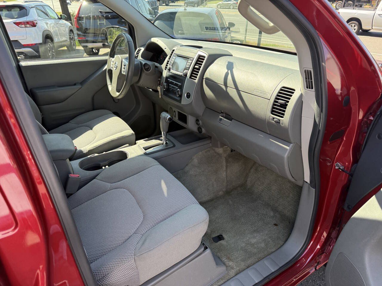 Used 2017 Nissan Frontier S RWD image 13