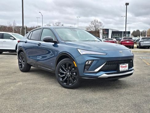 New 2026 Buick Envista Sport Touring image 2