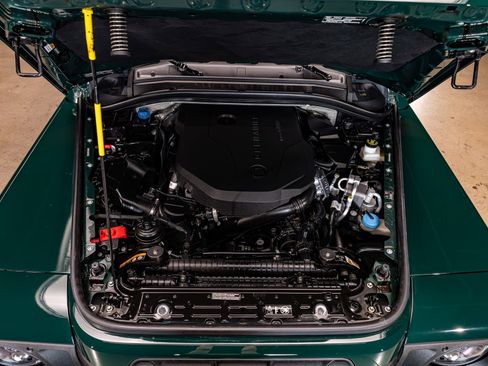 Used 2025 INEOS Grenadier Fieldmaster Edition image 31