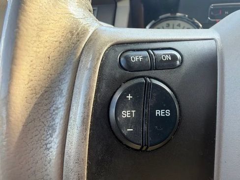 Used 2011 Ford Expedition XLT AWD/4WD image 42