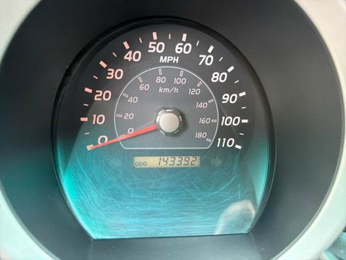 Used 2006 Toyota 4Runner SR5 AWD/4WD image 17