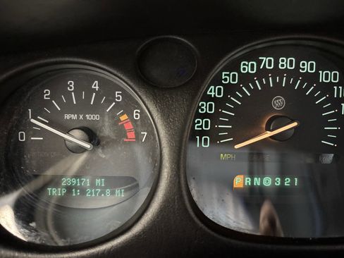 Used 2005 Buick Le Sabre Limited FWD image 15