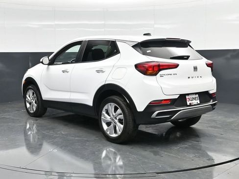 Used 2025 Buick Encore GX Preferred AWD/4WD image 10