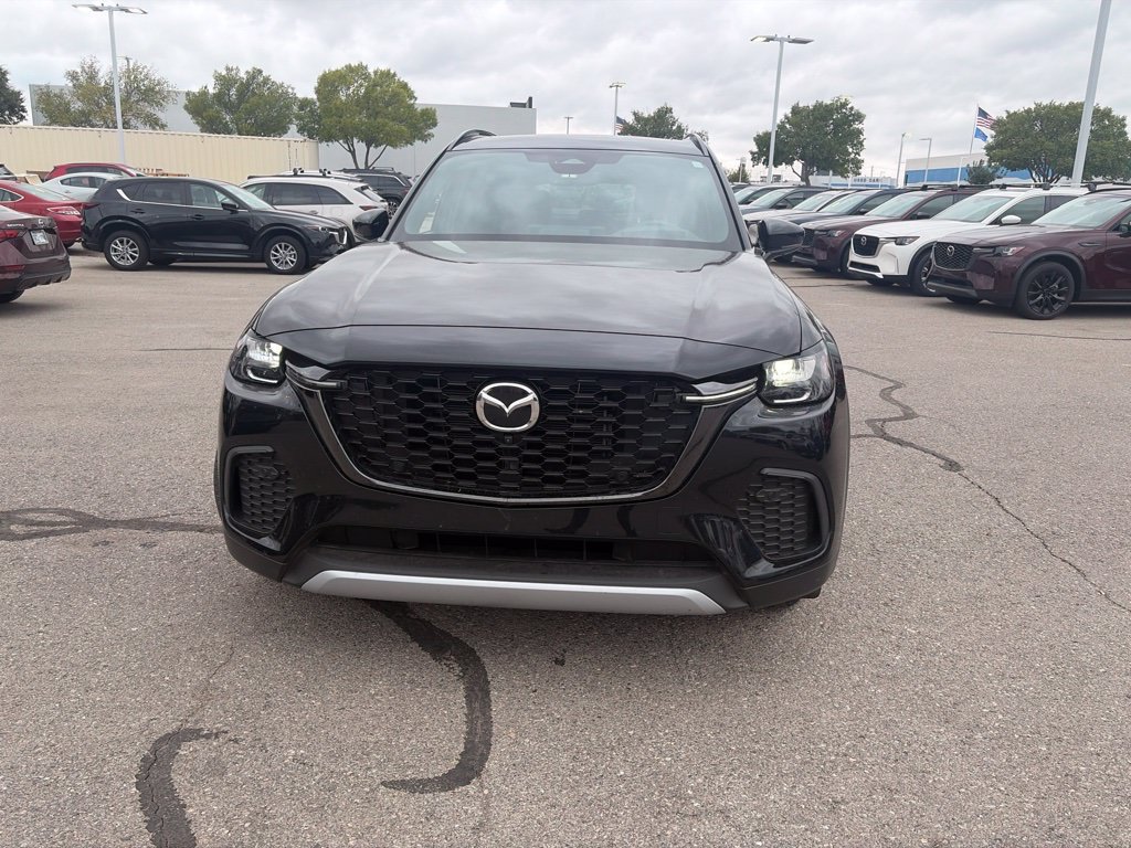 Used 2025 MAZDA CX-70 Plug-In Hybrid w/ Premium Plus AWD/4WD image 4