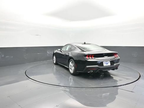 New 2026 Ford Mustang Coupe image 5