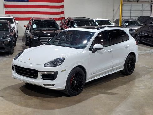 Used 2016 Porsche Cayenne GTS AWD/4WD image 41