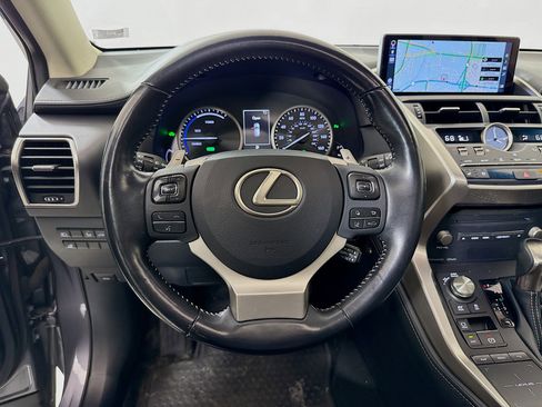 Used 2018 Lexus NX 300h AWD w/ Luxury Package image 12