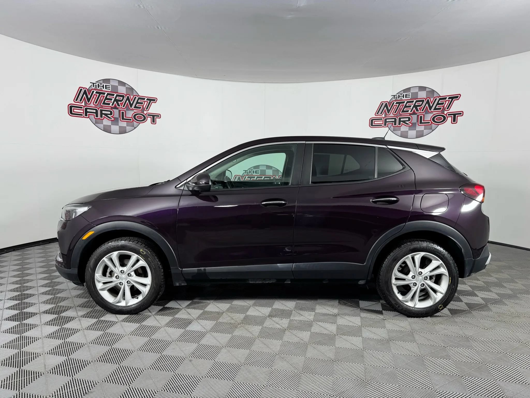 Used 2021 Buick Encore GX Preferred w/ Cold Weather Comfort Package AWD/4WD image 4