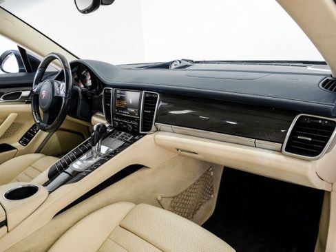 Used 2010 Porsche Panamera Turbo AWD/4WD image 10