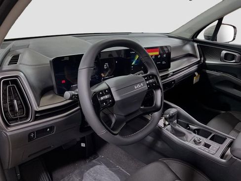 New 2026 Kia Sorento LX image 9