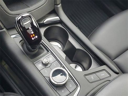 Certified 2023 Cadillac XT6 Luxury image 24