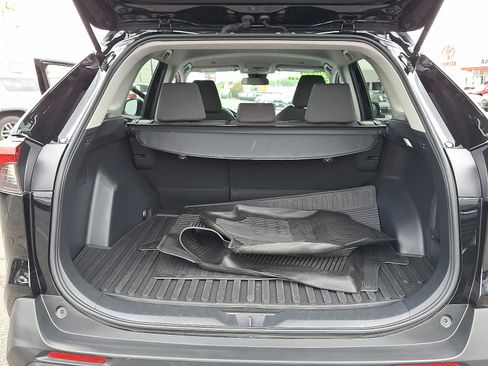 Certified 2024 Toyota RAV4 XLE image 29