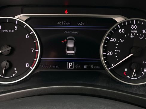 Used 2024 Nissan Sentra SV FWD image 16