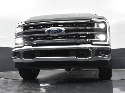 New 2026 Ford F250 XLT w/ XLT Premium Package RWD image 28