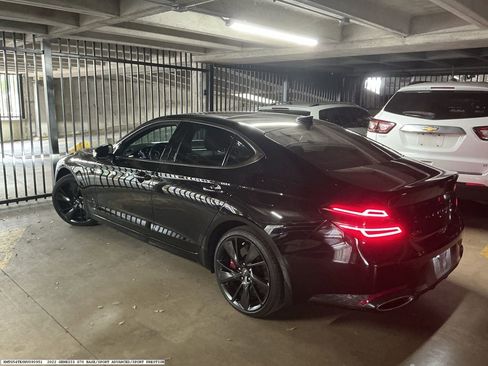 Used 2022 Genesis G70 3.3T image 5