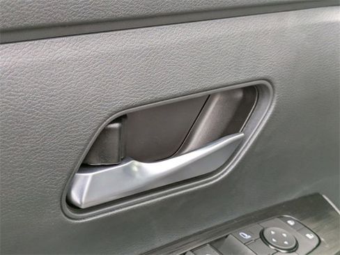 New 2026 Nissan Kicks SV w/ SV Premium Package image 13