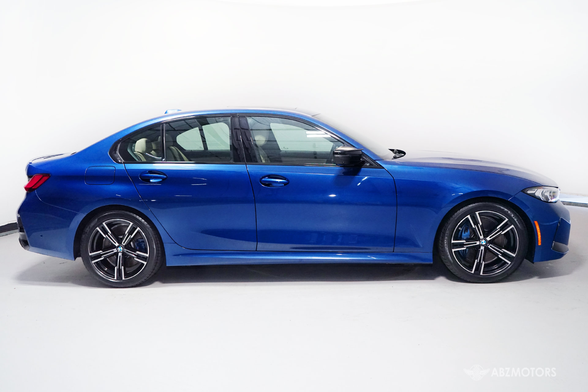 Used 2024 BMW M340i RWD image 3