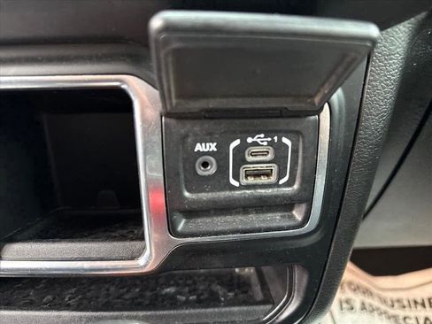 Used 2023 Jeep Wrangler Sport image 13