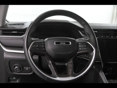 Used 2021 Jeep Grand Cherokee L Limited AWD/4WD image 7