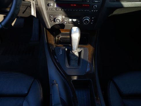 Used 2010 BMW 328i Sedan image 16